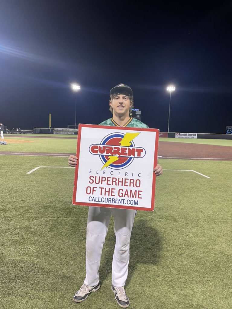 Lakeshore Chinooks tweet media