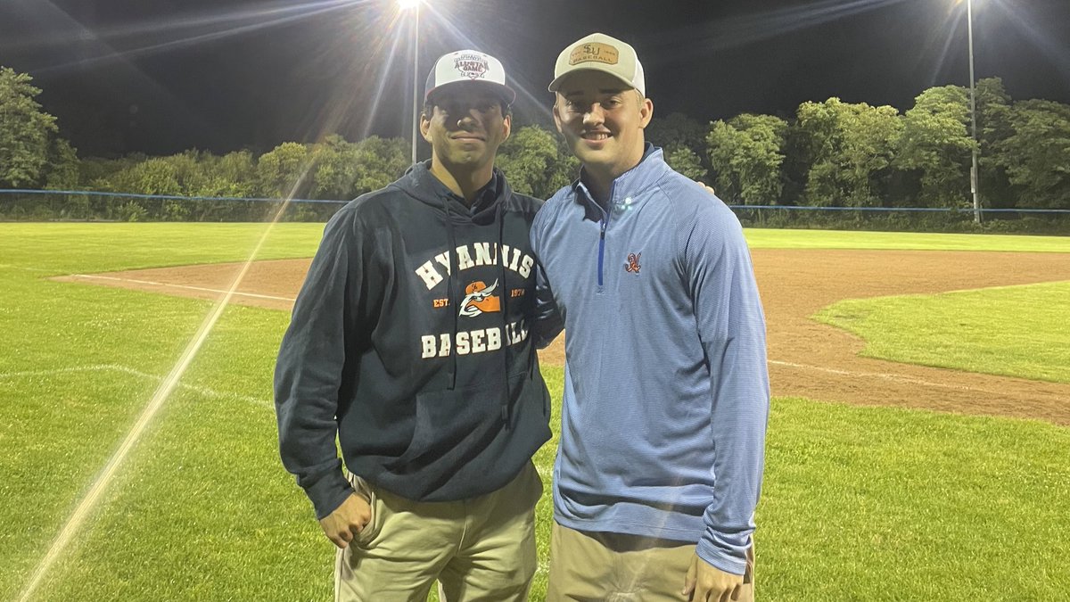 samfosberg's tweet photo. Crazy thankful for this @harborhawks group. I’ve learned an incredible amount, and wouldn’t change anything for the world. Forever in debt to this organization. https://t.co/yryJL4Dia9