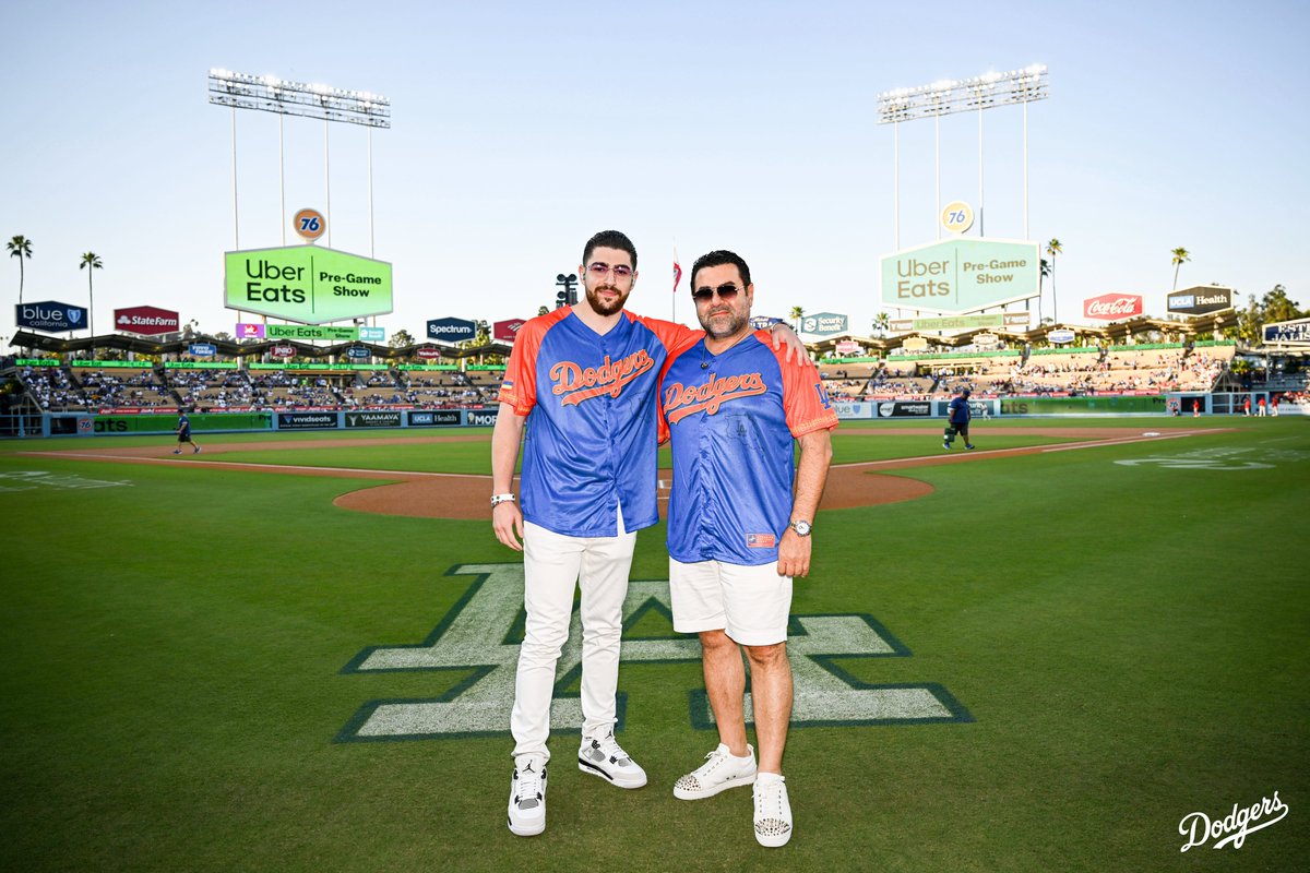 Los Angeles Dodgers tweet media