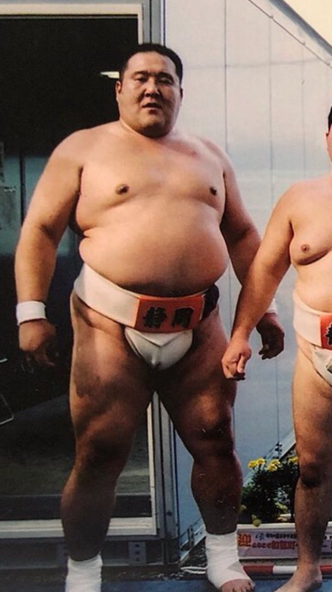 gatidebusumo's tweet photo. 雄くさい先生 https://t.co/zq0lKaUfBC