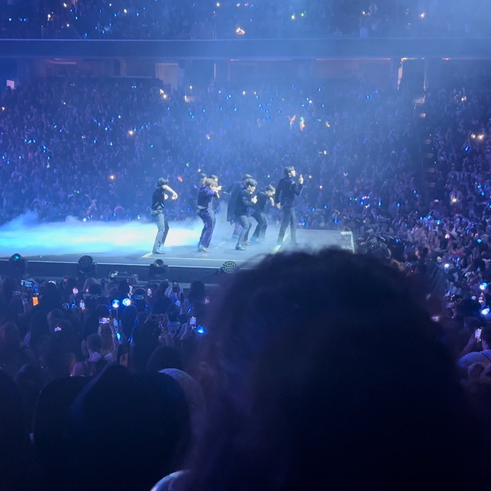 Maybe the best night of my life idk  <a href="/ATEEZofficial/">ATEEZ(에이티즈)</a>