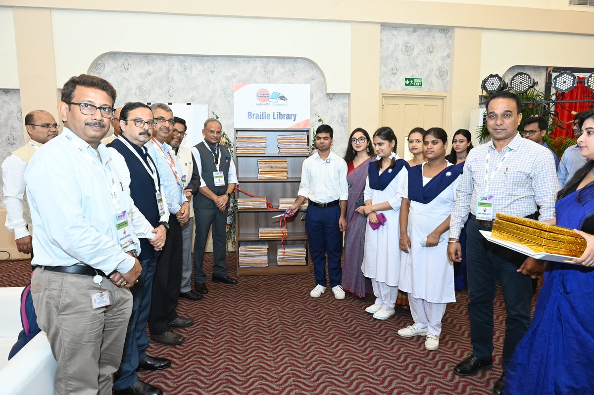 IOCL_PLHO's tweet photo. Fostering inclusivity, Mr Senthil Kumar N, @DirPL_IOCL, handed over a specially curated Braille library to Lighthouse for the Blind in #Kolkata. An institution working for the visually challenged, #LighthousefortheBlind currently supports 121 students, with 30 dedicated teaching and non-teaching staff members. A heart-warming gesture by @IndianOilcl, this braille library would significantly enhance the educational resources available to these students. The library comprises of 236 #braille books, meticulously prepared for students from classes V to X, covering a wide array of subjects including Bengali, English, Hygiene and Physical Education, Geography, History, Science, and Mathematics.
This initiative underscores @IndianOilcl unwavering commitment to fostering inclusive education and ensuring that every child, regardless of their challenges, has access to quality learning resources.