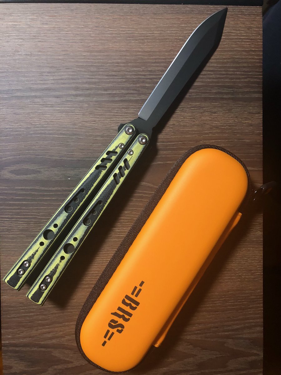 masa69655's tweet photo. BRS KILLER BEE REPLICANT
クリップを取るとこから始めます😅 https://t.co/d0CXPJ8H27