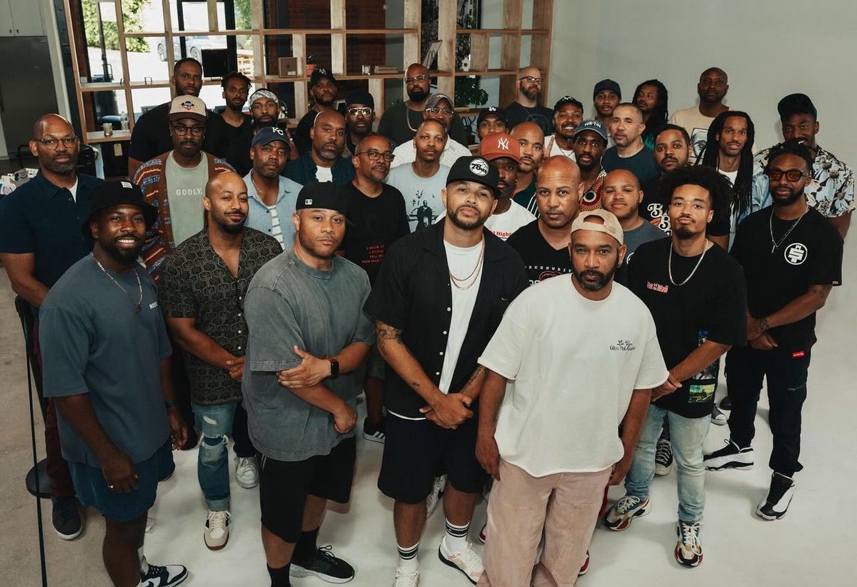 KirkWrites79's tweet photo. Hosted a space for Black male screenwriters with the homie, Hank Jones, over the weekend. It was pretty dope. https://t.co/QW9SlDPL2u