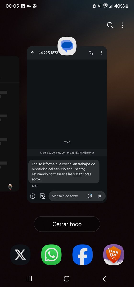 abenavides85's tweet photo. Y que excusa darán ahora @Enel_Informa_CL ??, ustedes mismos se fijan plazos y ya va más de una hora y seguimos sin luz...y la solución cuando?, ya son 4 días sin luz y contando #EnelDistribución #Enel https://t.co/K5GviV6YIn