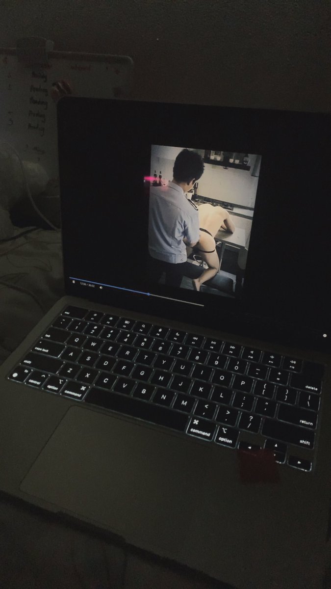 Alphaa0408's tweet photo. Tìm top slim hfsome tối nay inbox nè https://t.co/z7xujDcHgt