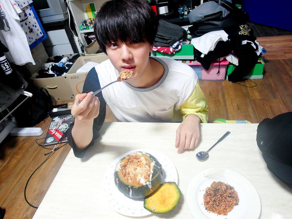 clubkimjk's tweet photo. bts scandals are so unserious https://t.co/rAM47xfIsM