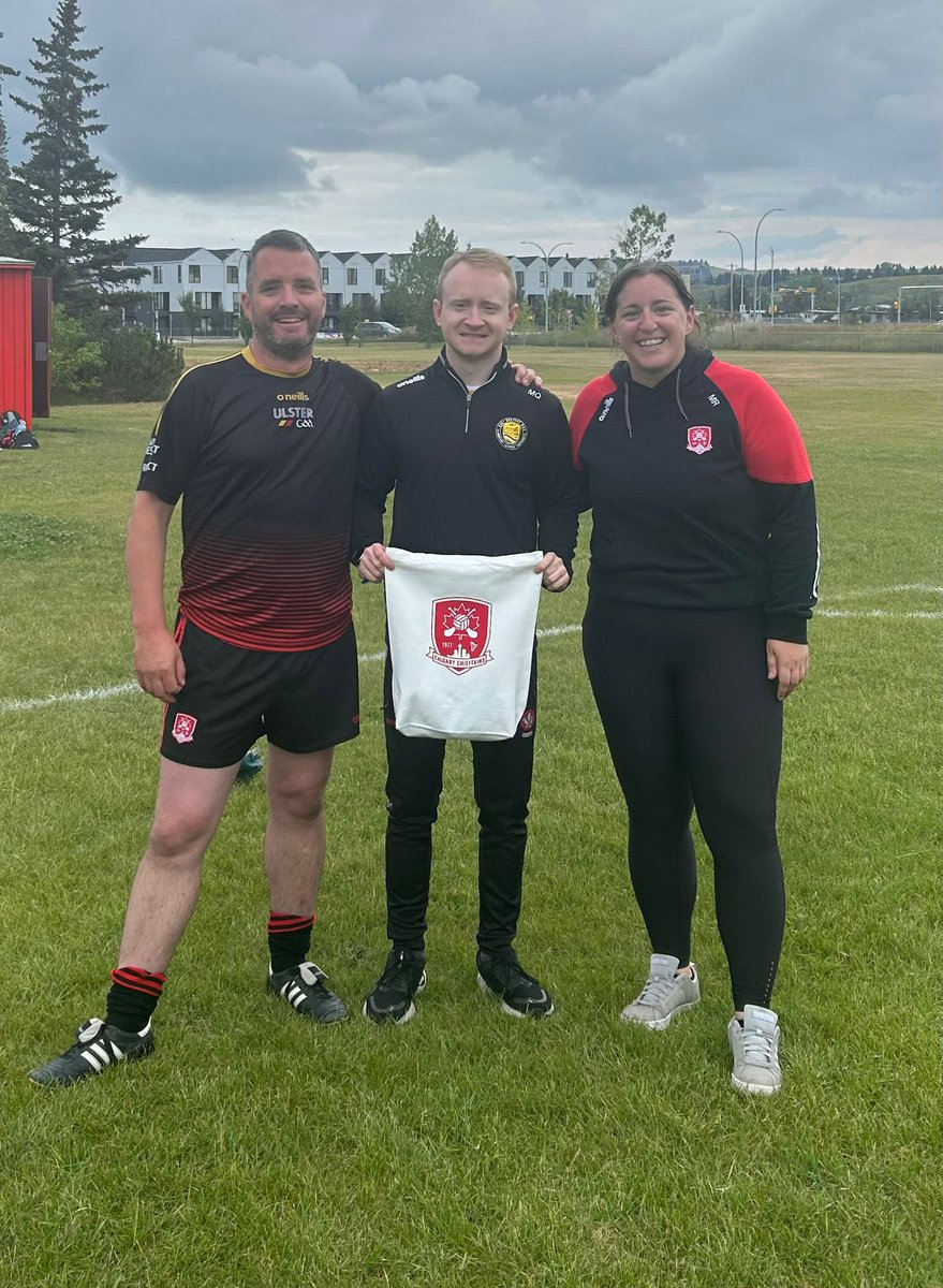 micky_quigg's tweet image. Everything happens for a reason! 

A cancelled flight meaning a 13 hour bus journey to Vancouver - but I met @CalgaryGAA and saw the legend and @canadagaa secretary Maria Ryan! 🇨🇦 

Keep up the excellent work - always a privilege to see Gaelic Games growing first hand! #WorldGAA