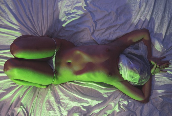 Watch Audrey's leaked NSFW photo on TwXstars