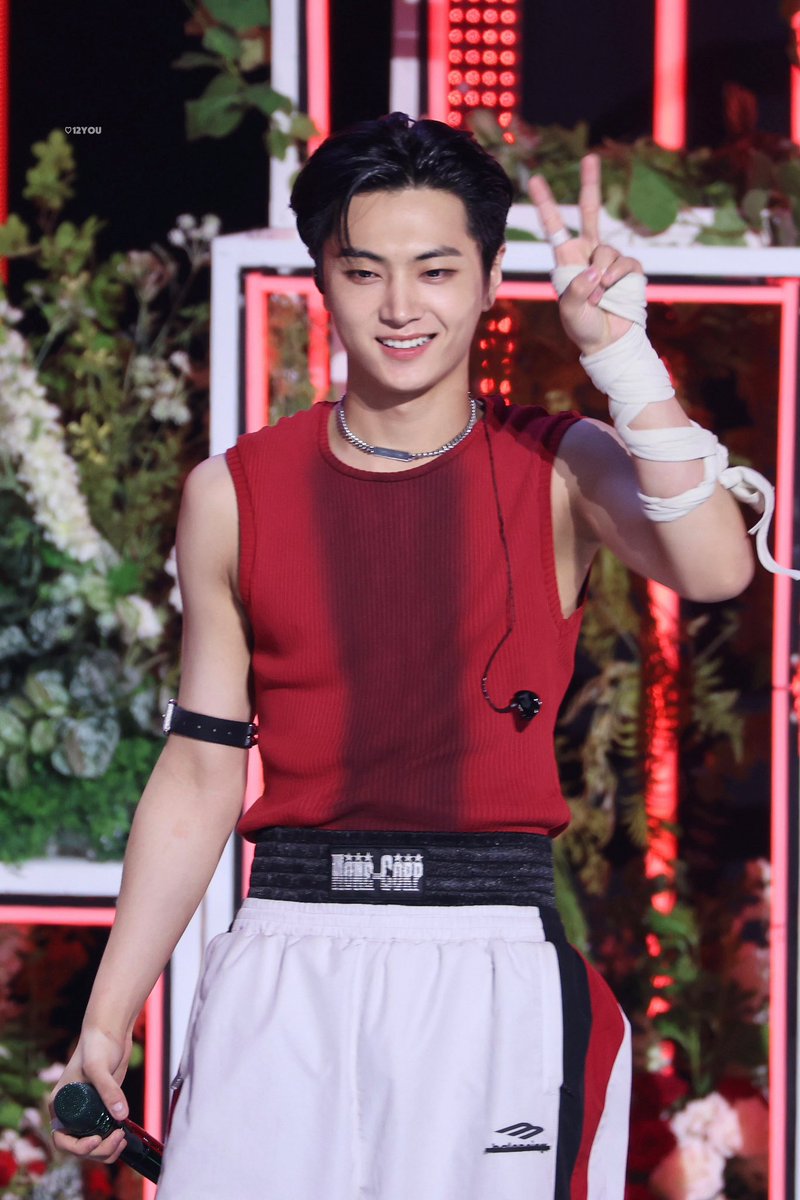 12YOU_JAY's tweet photo. #엔하이픈 #ENHYPEN
 #エンハイプン
#제이 #JAY
#ジェイ

20240807
✌🏻🫶🏻 https://t.co/0KtVV6X3Tq