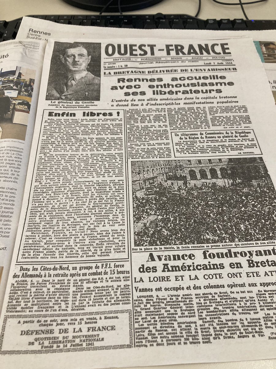 Joyeux anniversaire <a href="/OuestFrance/">Ouest-France</a> ! 80 ans dignement fêtés dans le journal ce matin avec, entre autres, une reproduction du premier numéro daté du 7 août 1944. Collector !