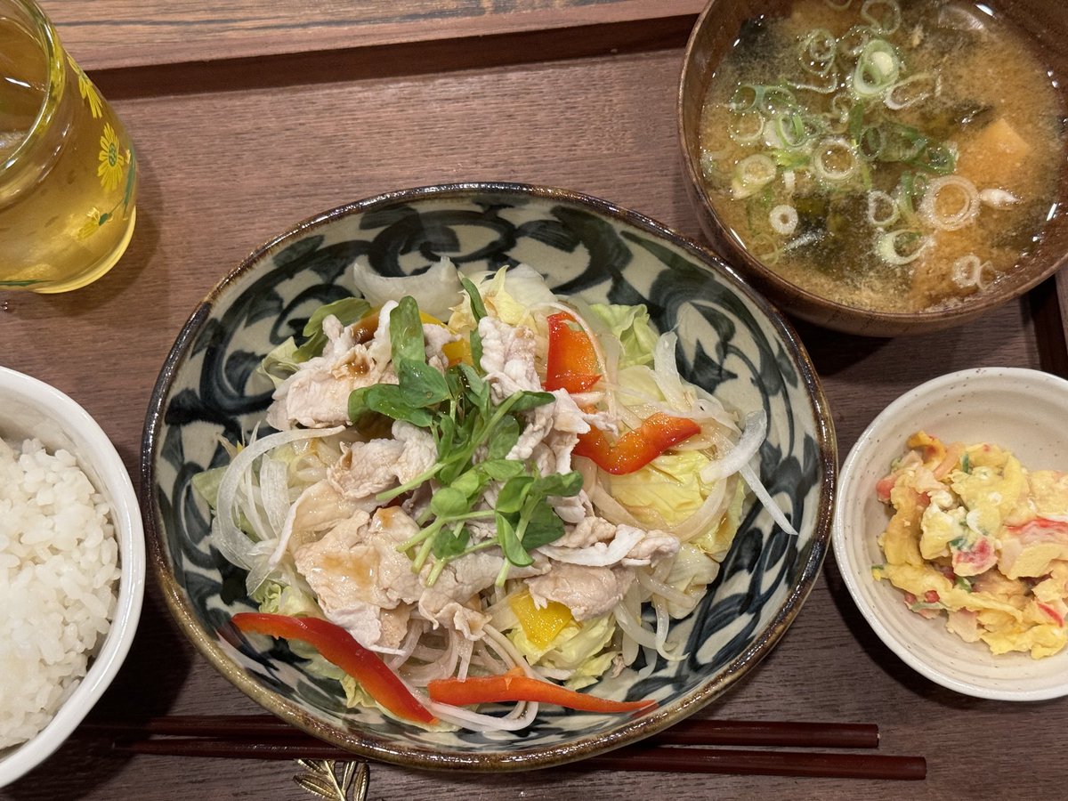 本日のランチ❗️
豚しゃぶサラダ、カニカマタマゴ‼️
＃hana＃昭和町ランチ#昭和町グルメ