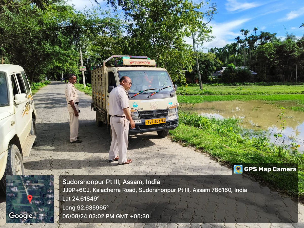 DTOHailakandi99's tweet photo. Enforcement drive against various offences on -06/08/2024
W/O Helmet- 14
W/O PUCC- 06
W/O Fitness -03
W/O Insurance -03
W/O Seat Belt - 01
Others- 06
@CMOfficeAssam @TransportAssam @Assamroadsafety @keshab_mahanta
@assampolice @gpsinghips #RoadSafety https://t.co/WSCz6P8Giq