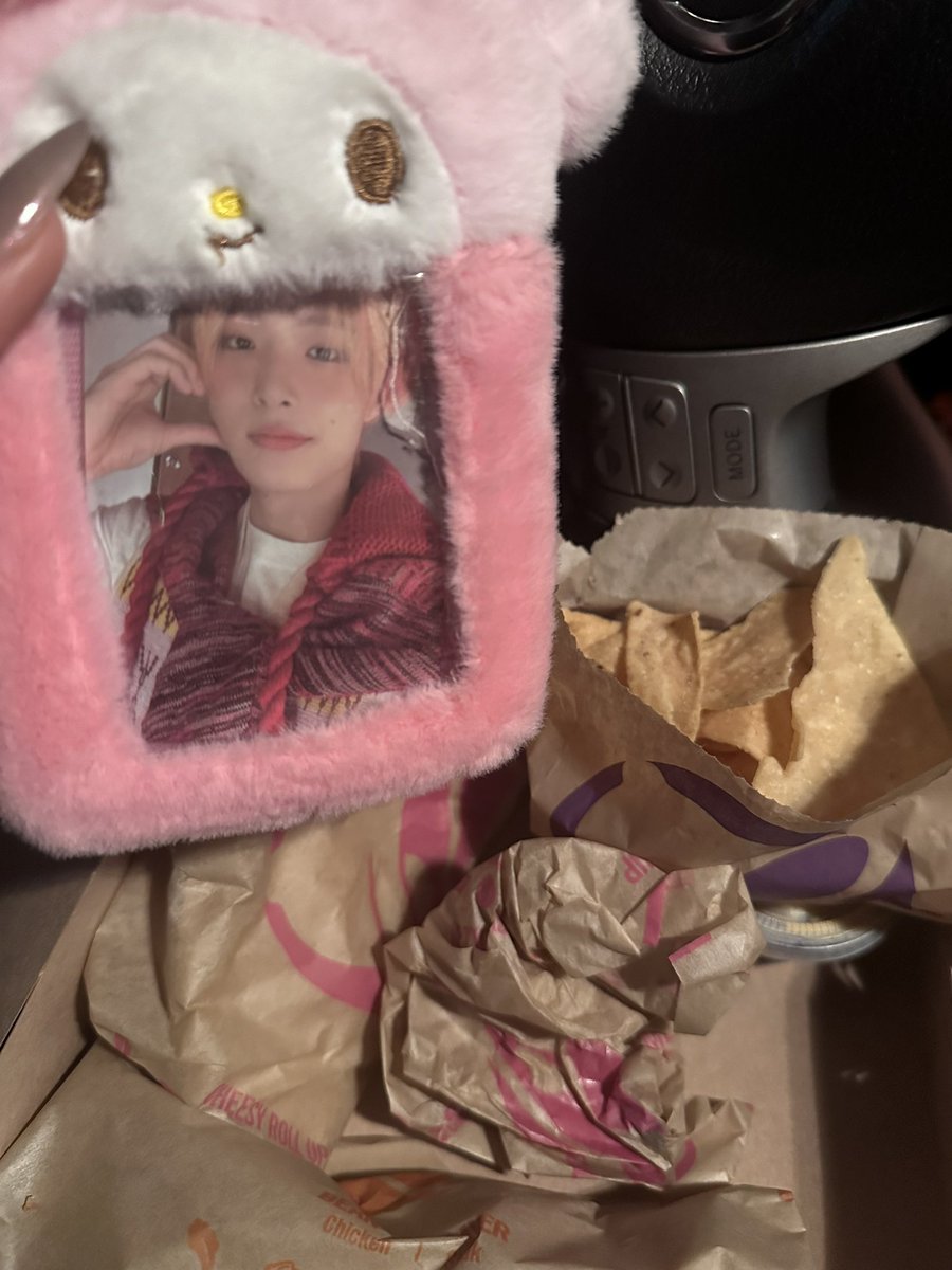 defmingi's tweet image. #devoured