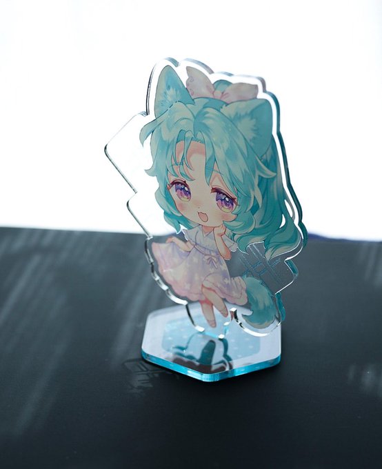 アクスタ届いた!綺麗に仕上がってますーかわいー!
コミケで頒布して残った数確認してからメロンに委託する予定です、よろしくお願いしますー! 