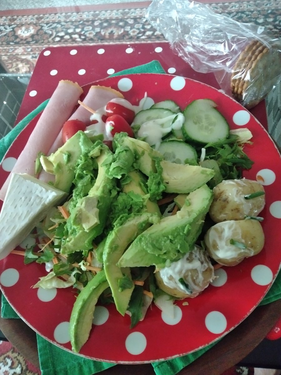 Syrena Tracy tweet media