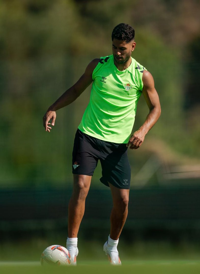 Ayoze Perez tweet media