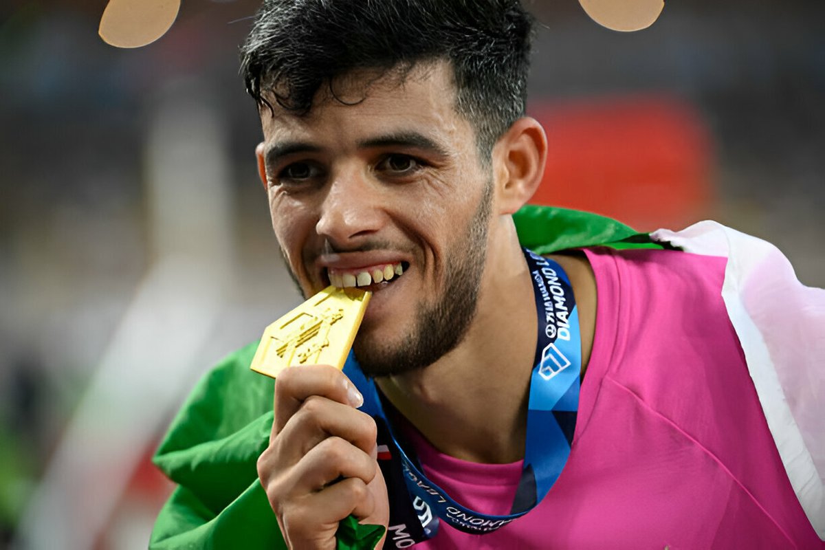 BenaliaMohamed's tweet photo. العاب القوى: 
جمال سجاتي اولا في التصفية الرابعة ويتأهل بسهولة لنصف نهائي 800 متر 
#athletics https://t.co/AgWt4Zjpy8
