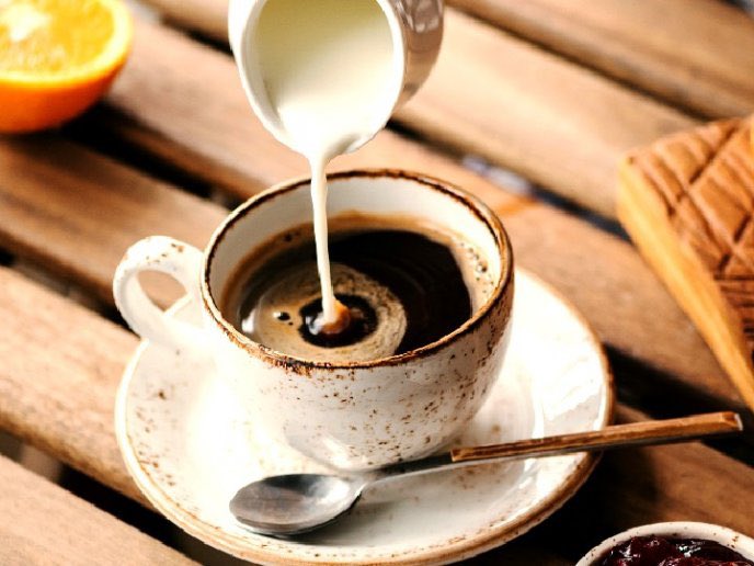 El universo siempre escucha , por eso siempre deja tus intenciones claras .

Bonito día amigos ☕️✨