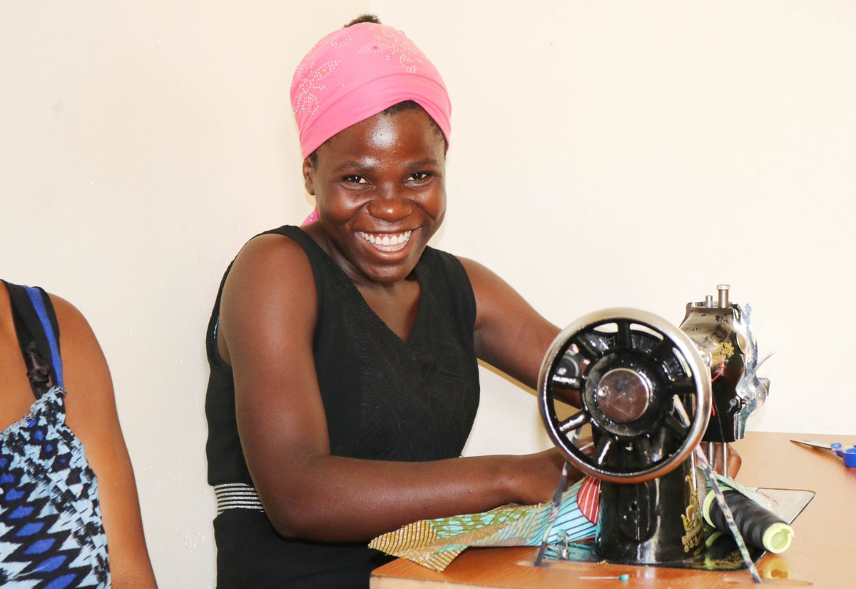 In response to high dropout rates for #children in Uganda, <a href="/AbsaUganda/">Absa Bank Uganda</a> has granted <a href="/bayloruganda/">Baylor Foundation Uganda</a> UGX 50 Million to support the PEPFAR/CDC #DREAMS project in the Fort Portal-Mubende region. The funds aim to prevent vulnerable girls from contracting #HIV through skills #training.