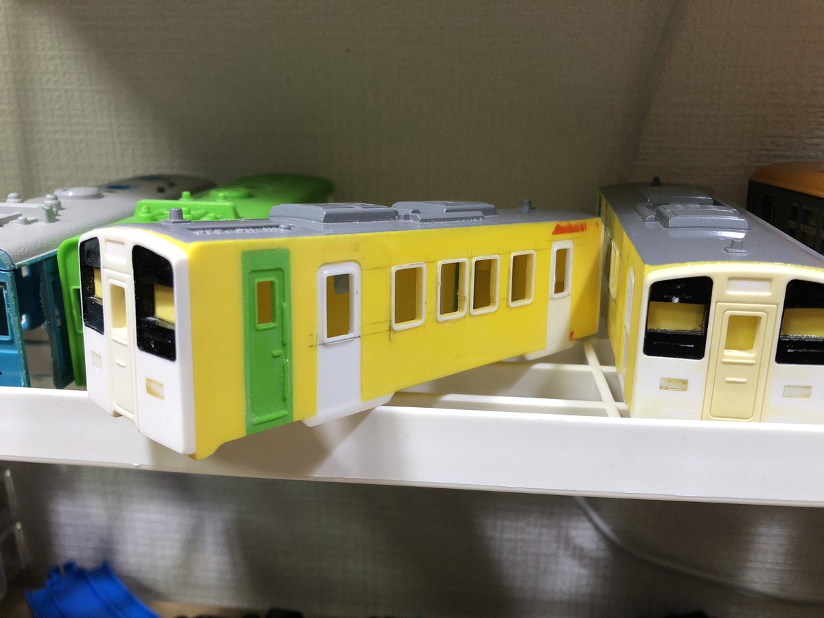 側面のっぺらぼうの車両を種車に使ったら精度出やすいけど工程増えるからバリ時間かかるってハナシ