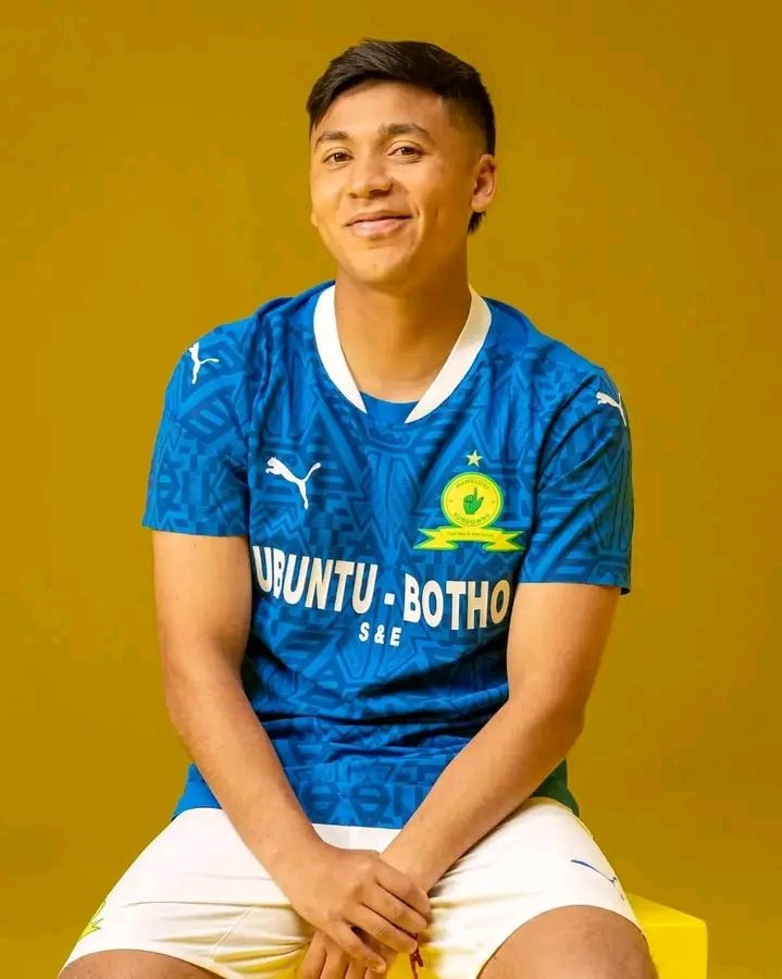 YELL0MAN's tweet photo. ๐๐๐ ๐๐๐๐. ๐ฅถ
#Sundowns #MTN8 #PumaSA https://t.co/Bx48rAzRXx