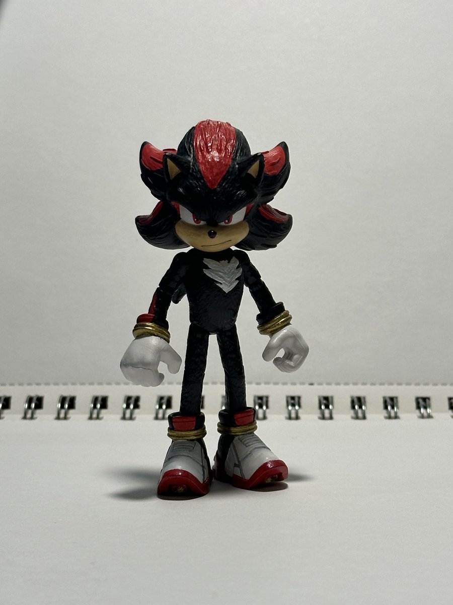 Studio_mammoth1's tweet image. Haven’t posted here in a hot minute! Here a custom movie shadow figure I made enjoy! #SonicMovie3 #SonicTheHedghehog #ShadowTheHedgehog