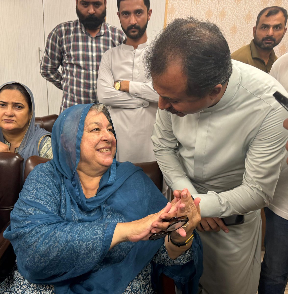 Tariq Mateen tweet media