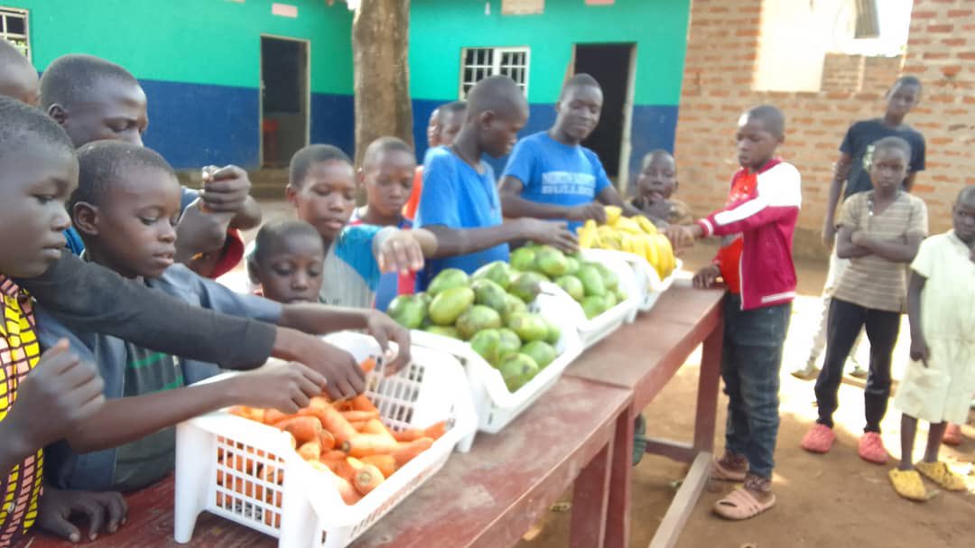 We have a new World Record at <a href="/orphansofuganda/">@OrphansOfUganda</a>!

Thanks to a grant from <a href="/Bitcoinbeach/">Bitcoin Beach</a> Africa fund through <a href="/BitcoinEkasi/">Bitcoin Ekasi</a>! We’ve eaten all meals everyday for 3 MONTHS straight, never happened!

Thanks to our “Fruits for Sats” Model from <a href="/BitcoinBeachBR/">Praia Bitcoin Brazil ⚡</a>, the children have had fruits