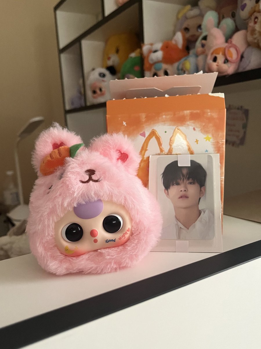 WayGeta's tweet image. ได้รับของแล้วน้าคับบ ส่งไวมากกก แม่ค้าแถมการ์ดให้ด้วยน่ารักสุดสุด ตรงเมนด้วย😭♥️#reviewblackjake