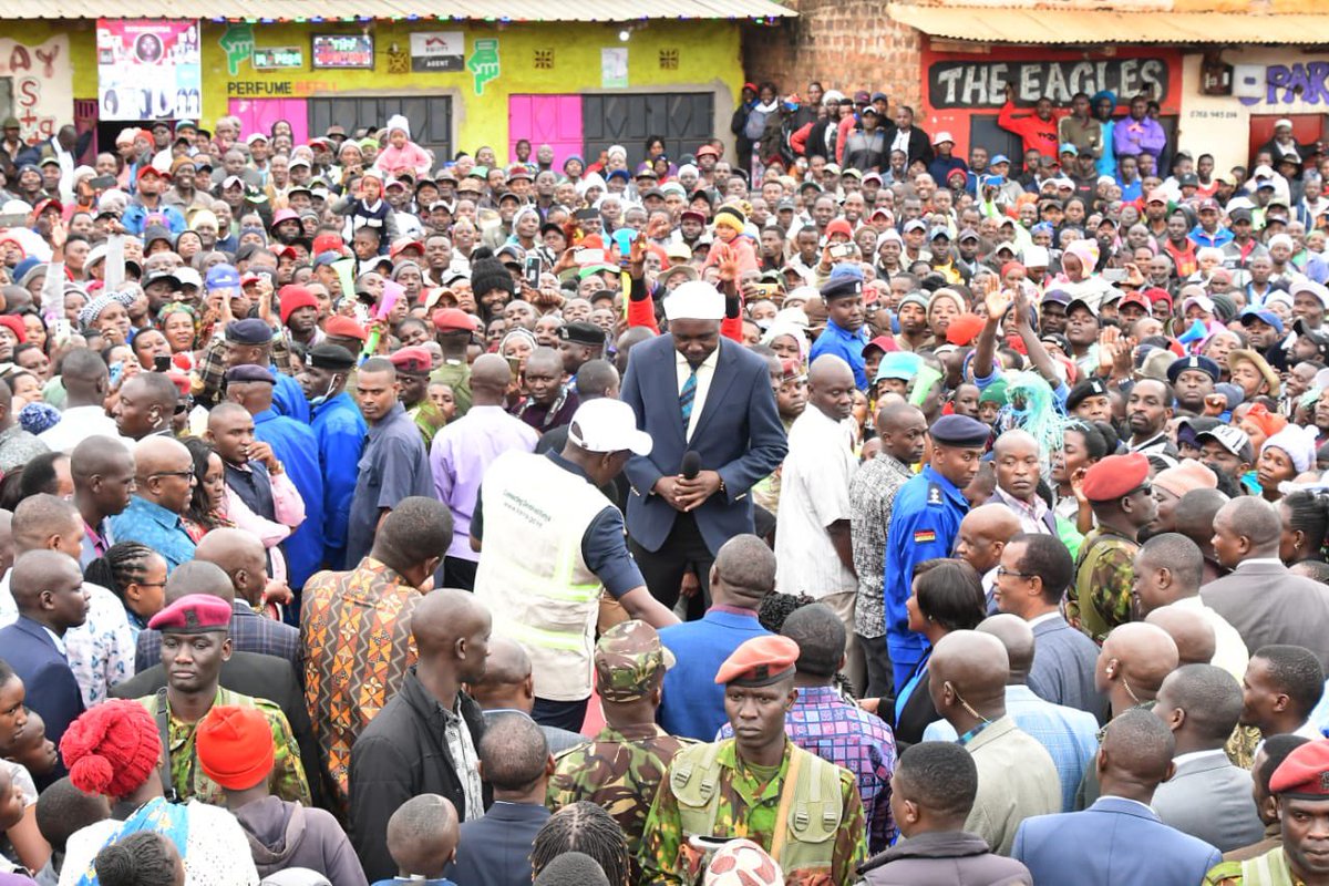 amasha_junior's tweet photo. Live scenes Embu.
#NaneNaneMarch
#occupyembu https://t.co/uPPABsroup