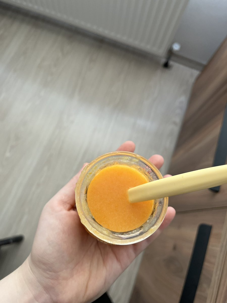 pembefiil's tweet photo. Ek gıdaya geçiş #anneolmak  #🥕🌶️🥔 #🍼 https://t.co/7keRHAKptt