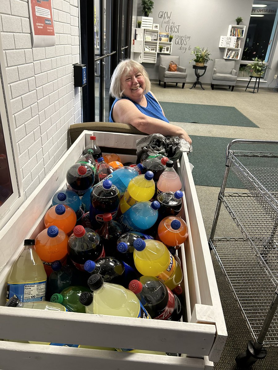 IndianaAtt's tweet photo. Supporting National Night Out and Southport PD with a good old fashioned ring toss. #attimpact #attpioneers #lifestatt https://t.co/rfzOyS2rWC