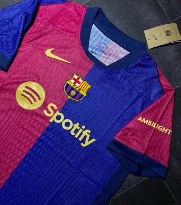 Os traemos el sorteo de la nueva camiseta del Barça 🤯

Para participar: 
- Dale RT y MG al tweet ❤️
- Sigue a <a href="/Ctinfo_17/">Ctinfo_17</a> y a <a href="/BlxckNews/">Black</a> ✍️
- *OPCIONAL* Mencionar a un amigo (doble participación)

Daremos el ganador el 11 de Agosto 🗓️