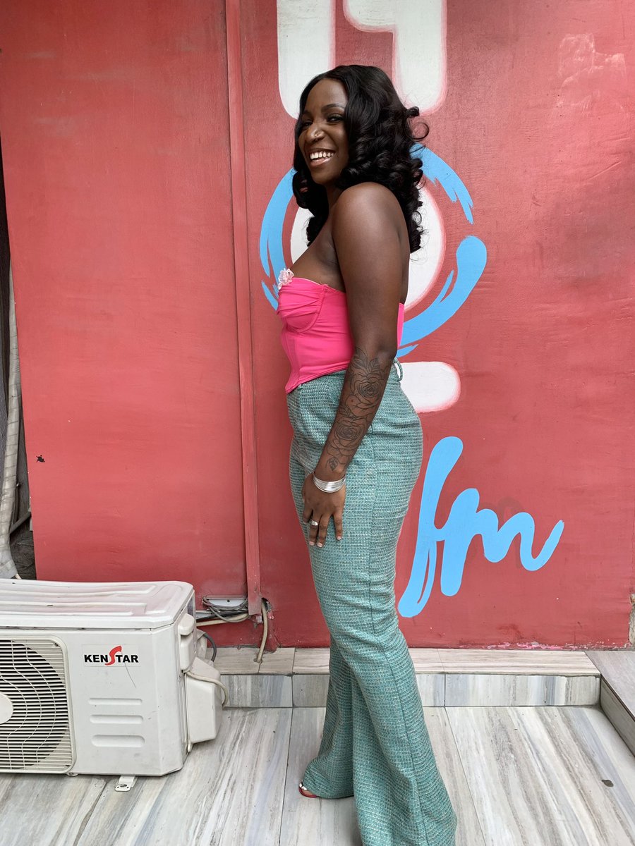 thedamigold's tweet photo. Had an amazing time @hotfm_lagos ❤️

Thank you so much for having me and for the incredible conversation. It was great 🥰

#hotfmlagos #chefgold #bbnaija https://t.co/NdCIDH5v6A