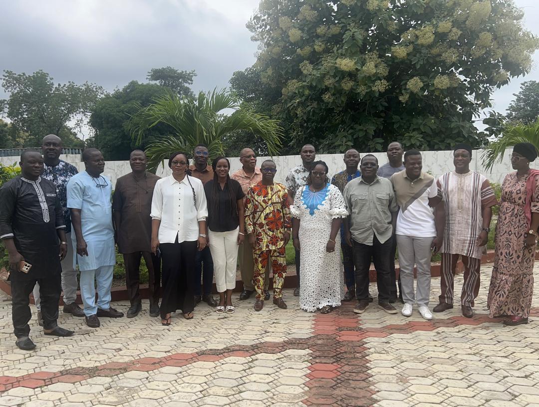 AFAAS Bénin (@afaasb) on Twitter photo Atelier de dialogue #ATREA de #FOBECA sur l'intégration de l'agro-écologie dans la #vulgarisation #agricole ce 07 Août 2024 à l'hôtel #Jeco de #Dassa-Zoumè
<a href="/UFAAS13/">UFAAS</a> <a href="/Nifaas2/">Nifaas</a> <a href="/KefaasK/">KeFAAS - Forum for Agricultural Advisory Services</a> <a href="/afaasinfo/">African Forum For Agricultural Advisory Services.</a> <a href="/infogfras/">GFRAS</a> Atelier de dialogue #ATREA de #FOBECA sur l'intégration de l'agro-écologie dans la #vulgarisation #agricole ce 07 Août 2024 à l'hôtel #Jeco de #Dassa-Zoumè
<a href="/UFAAS13/">UFAAS</a> <a href="/Nifaas2/">Nifaas</a> <a href="/KefaasK/">KeFAAS - Forum for Agricultural Advisory Services</a> <a href="/afaasinfo/">African Forum For Agricultural Advisory Services.</a> <a href="/infogfras/">GFRAS</a>