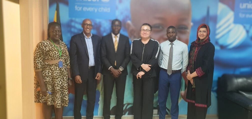 Uganda Parliamentary Forum To End CM&TP (@_upfct) on Twitter photo A successful meeting with <a href="/UNICEFUganda/">UNICEF Uganda</a> Country representative <a href="/Munir_Safieldin/">Munir Safieldin, Ph.D.</a> & team! Accelerating Action to End Child Marriage and Teenage Pregnancy in Uganda. #EndChildMarriageUg #EndTeenPregnancyUg A successful meeting with <a href="/UNICEFUganda/">UNICEF Uganda</a> Country representative <a href="/Munir_Safieldin/">Munir Safieldin, Ph.D.</a> & team! Accelerating Action to End Child Marriage and Teenage Pregnancy in Uganda. #EndChildMarriageUg #EndTeenPregnancyUg