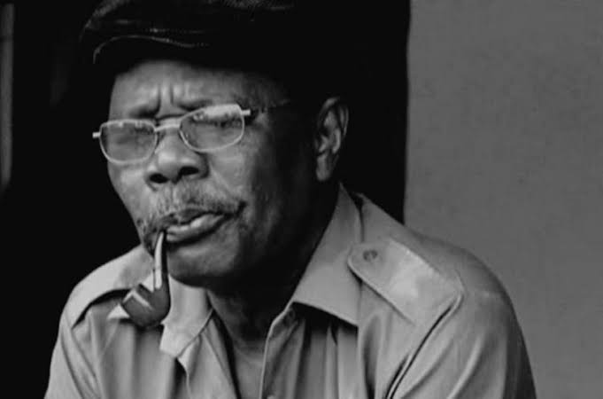 Today in History: Sam Loco Efe died.

Exactly 13 years ago today Sam Loco died. A renowned nollywood actor and comedian he was.

Gone but not forgotten. Keep resting Loco.

Let's Retweet to celebrate this icon! 🤍
