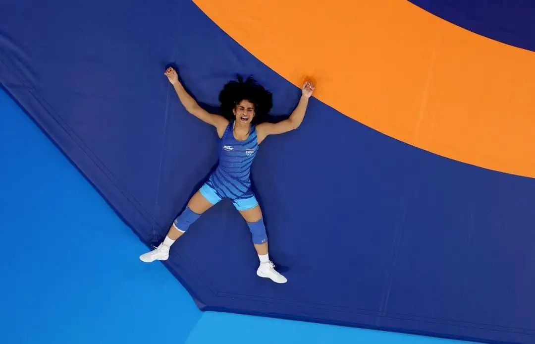 newstastic72's tweet photo. Phogat disqualified from Paris Olympics, medal dreams shattered

The wrestler fighting in the 50 kg was found to be 100 gm overweight

#GOLD #Paris2024 #deprem https://t.co/o7pF5kN6gg