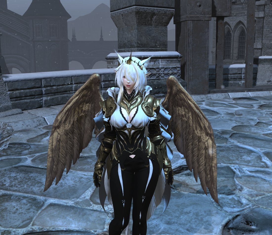 No mods vs Mods

which is your favorite? 👀
#FFXIV