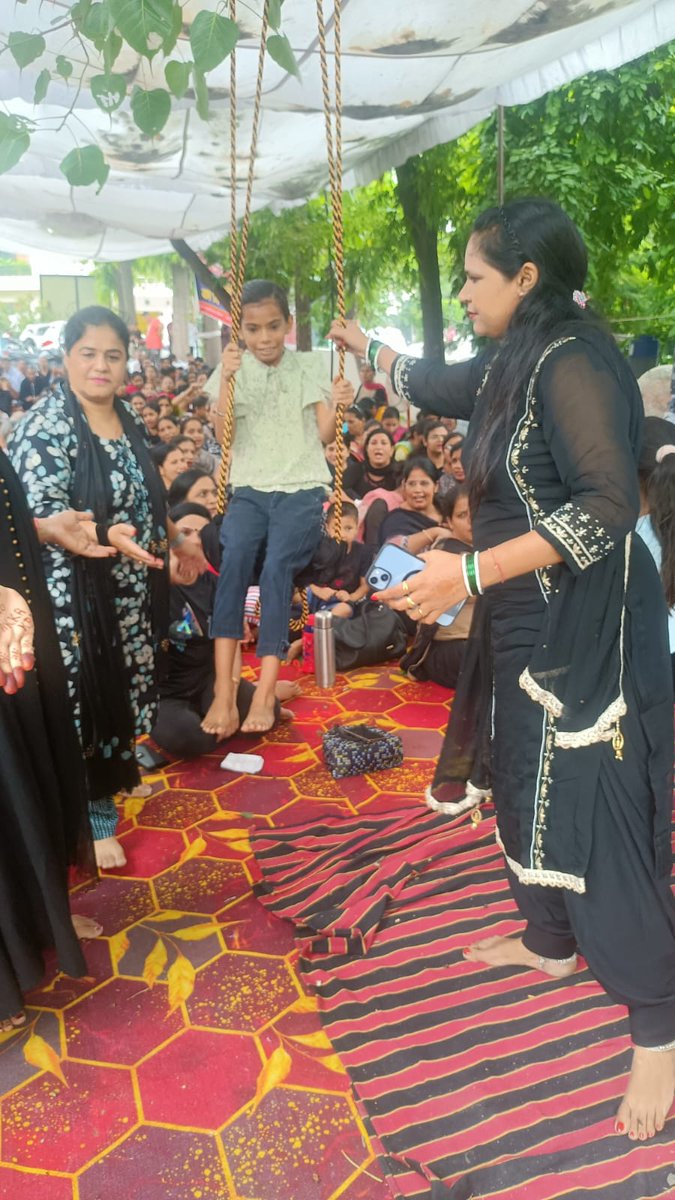 NhmKarnal's tweet photo. @cmohry 18000+ NHM employees have been on strike from 13 days,observing #BlackTeej in protest.Their demands for regularization and job security have gone unacknowledged by @cmohry #NHMStrike #JobSecurity #Regularize #EmployeeRights @NayabSainiBJP @BJP4Haryana @kamalguptabjp @PMOIndia https://t.co/uAGBe6cMzv