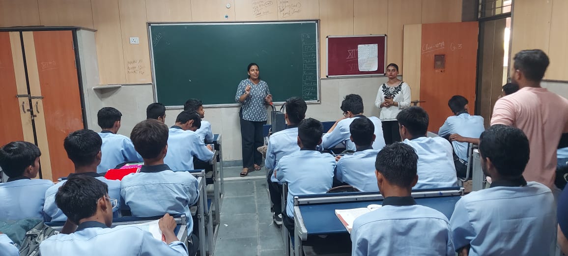 harish_iaf's tweet image. Implementing @vidyanjali_edu, the initiative by  @EduMinOfIndia @SBV_1618005  aims to strengthen Schools through community and private sector involvement in school with varied volunteers from the Indian Diaspora. 
 @Dir_Education
#Vidyanjali 
#NEP2020
#JoinVidyanjali