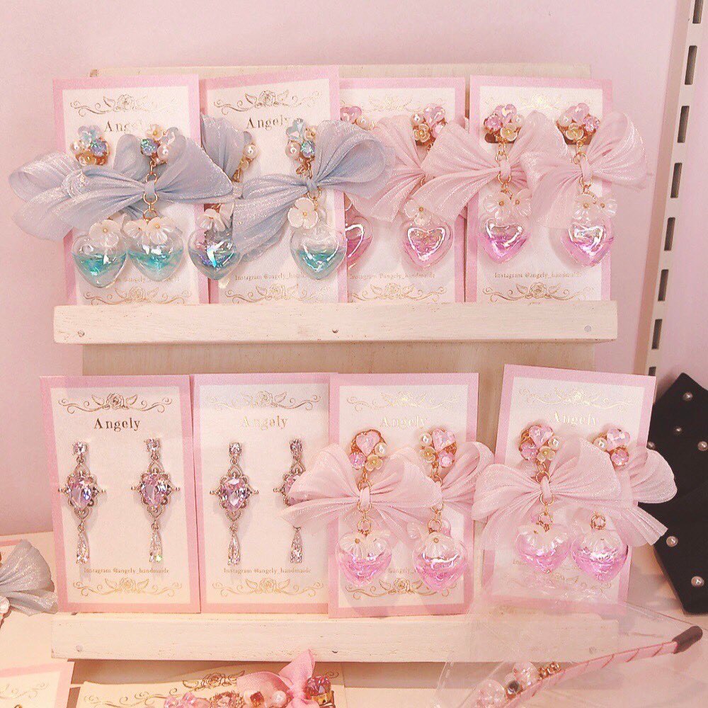 Kawaii☆Stars SHOP♡
🏖海だ♡祭りだ♡🎆
カワスタ🌻キラキラ夏祭り❣️🍧

8/7
ただ今の店舗状況です♡

Angelyさま
〈<a href="/Angely_handmade/">❤︎ 𝔸𝕟𝕘𝕖𝕝𝕪 ❤︎エンジェリー🤍4/21〜25町田ﾓﾃﾞｨ5/14〜新宿ｴｽﾄ</a>〉

通販対応は本日18:00〜開始❣️

通販ご希望の方は
18:00以降に希望作品に◯をつけてDMまでお問い合わせください♡