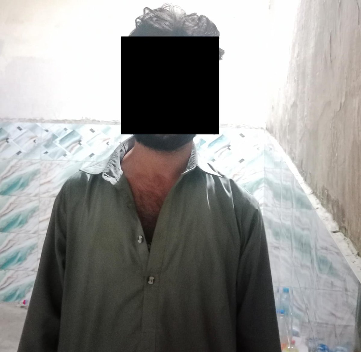 SSPDistCentral's tweet photo. Notorious drug Peddler Amir @ Aamri previously arrested many time in drug Peddling cases has been arrested by NKIA Police Station with the recovery of 530 Grams Chars. https://t.co/wUPfIgyUdz