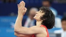 Black&white tweet media