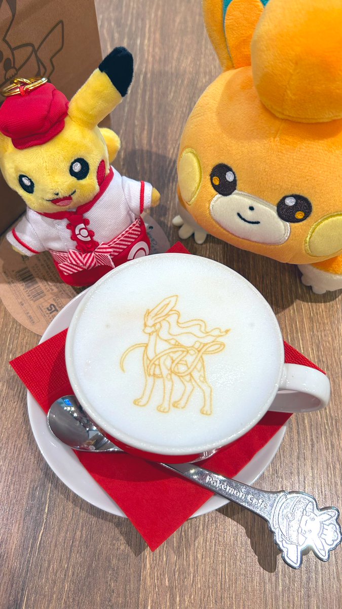 hamu_0902's tweet photo. 人生初のポケモンカフェ https://t.co/pKsO2HBPx4