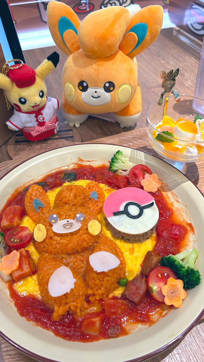 hamu_0902's tweet photo. 人生初のポケモンカフェ https://t.co/pKsO2HBPx4