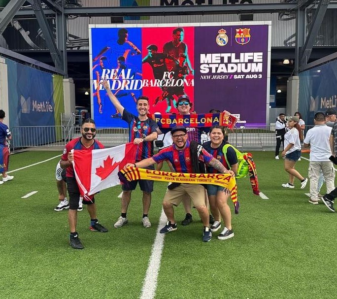 FCBPenyes's tweet photo. @FCBarcelonaDC @FCBarcelona_NYC @FCBToronto 👏 Un año más, las peñas de los Estados Unidos han estado a nuestro lado en la gira de verano. ¡Muchas gracias!

💙❤️ ¡Nos vemos pronto! https://t.co/rlbi90fkGR