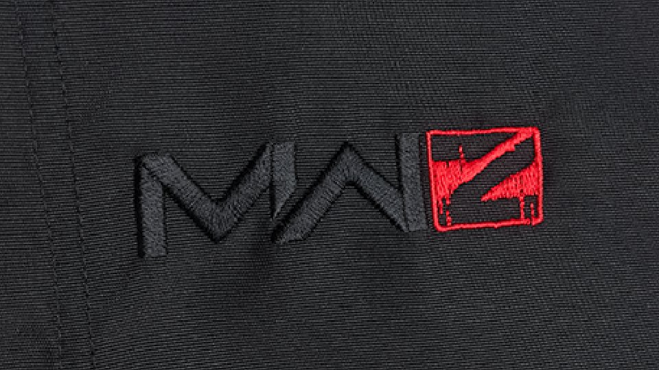 Indispensable dans toutes les conditions 👊🏻

Brodée d’un crâne flamboyant dans le dos, notre Coach Jacket repoussera vos ennemis et vous permettra peut-être de mettre la main sur l’éther noir, cette ressource tant convoitée.

full.life/call-of-duty-z…