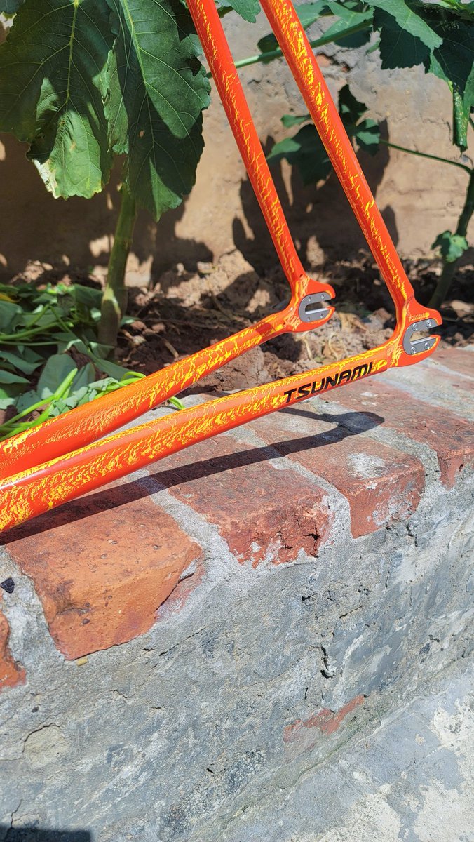 tsunami82269's tweet photo. 🔥🌅⚡ TSUNAMI snm100 Fire Cloud Lightning Orange

fixed gear bike, single speed bike, tracklocross, pist bike, track bike, fixie bike , 海啸 速那米 固齿 单速 竟轮 intro7轮组 死飞、固齿、竞轮、单速车、整车、车架、场地、轮组、Cinelli、 全速力、Dosnoventa、Bianchi、INTRO7、 https://t.co/xRRjSNhOWY